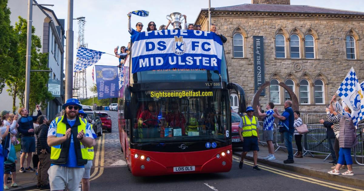 Dungannon town centre packed for Swifts Cup Homecoming!  
