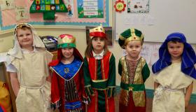 Windmill Integrated PS Nativity' Away in a Manger'