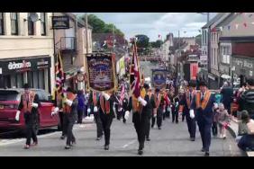 Killyman district lead the Dungannon parade
