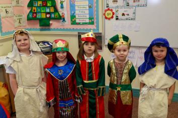 Windmill Integrated PS Nativity' Away in a Manger'
