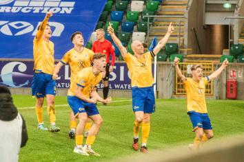 Swifts earn famous win over Linfield