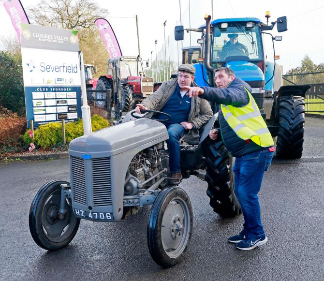 Fivemiletown Christmas Tractor Run