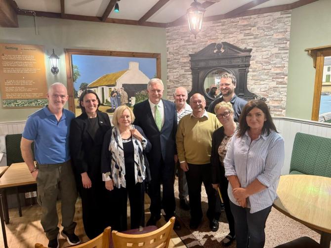 Frustration over 'heart-wrenching' situation at Lough Neagh discussed at public meeting